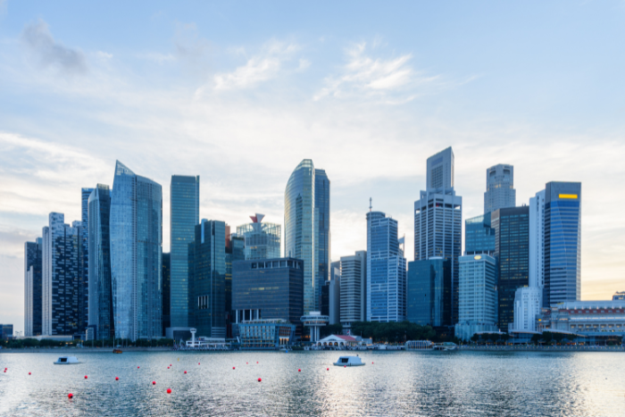 Singapore's Services Trade Emerges as Key Economic Pillar with 9.4% Annual Growth Over 10 Years
